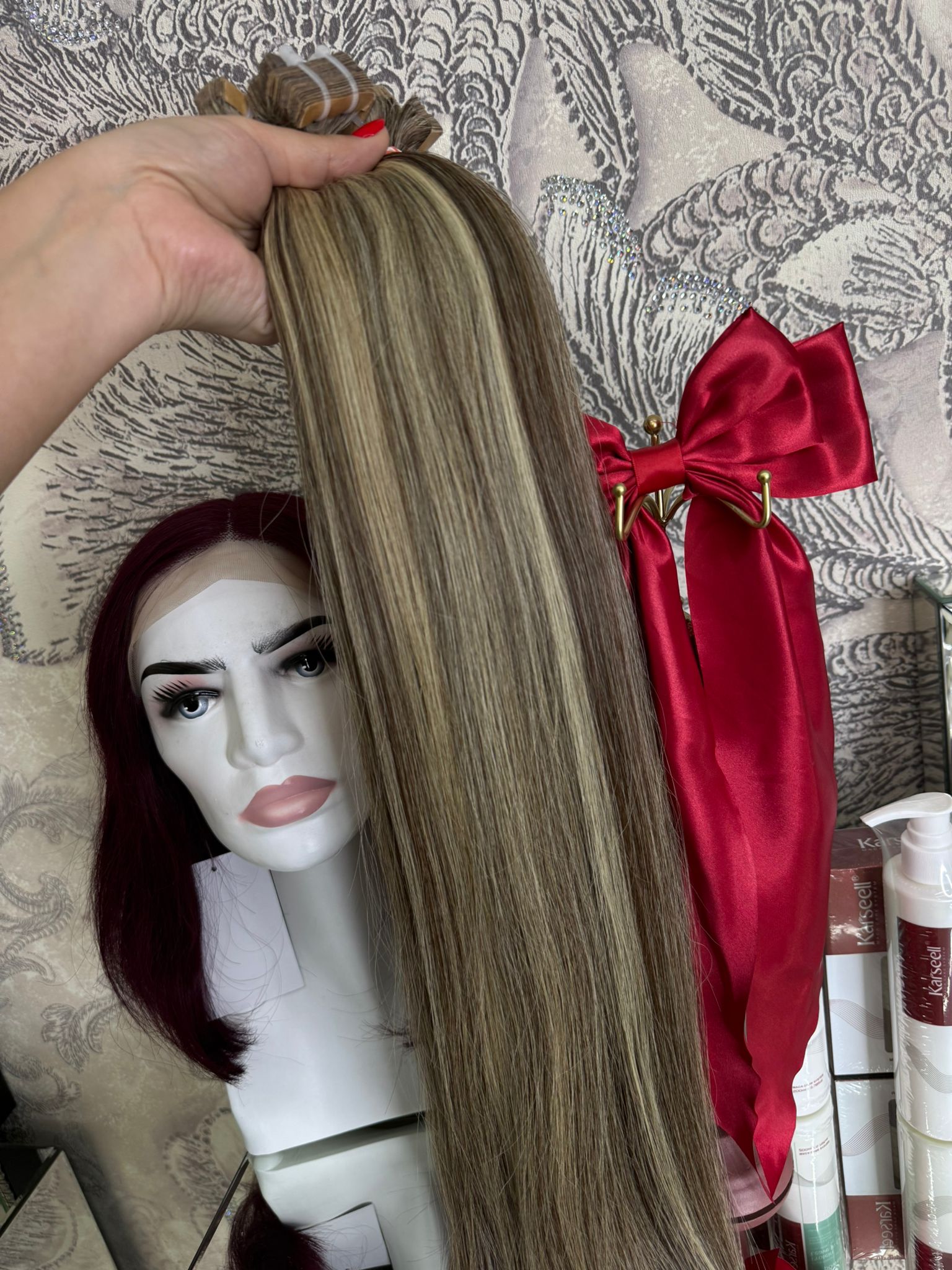 Extensii Tape On Par Natural Rusesc Balayage Blond Deschis Ciocolatiu