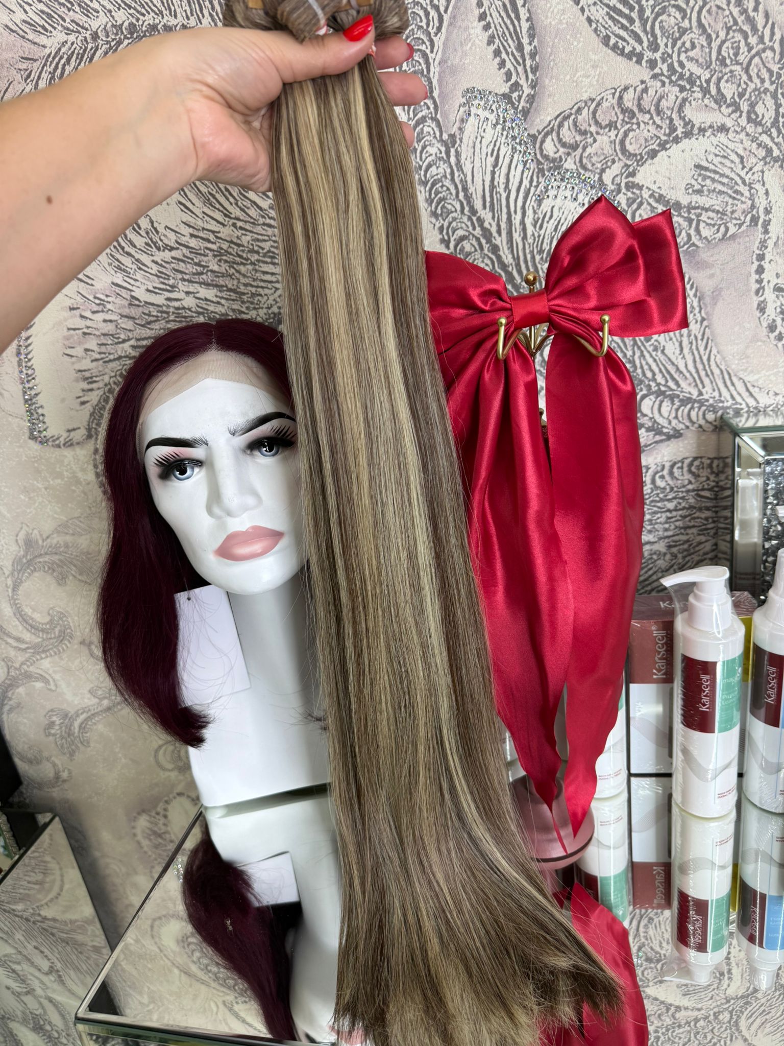 Extensii Tape On Par Natural Rusesc Balayage Blond Deschis Ciocolatiu